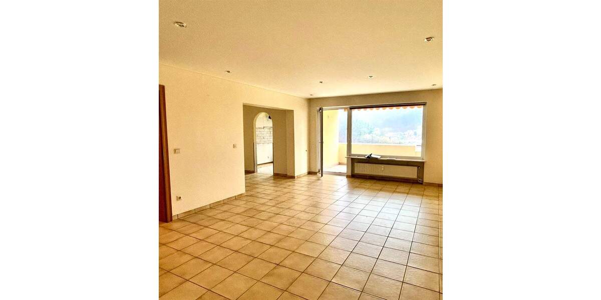 Etagenwohnung Saarbrücken Scheidt - 2 Zimmer, 77 m&sup2;, 168.000&euro; | Angebot:25701158