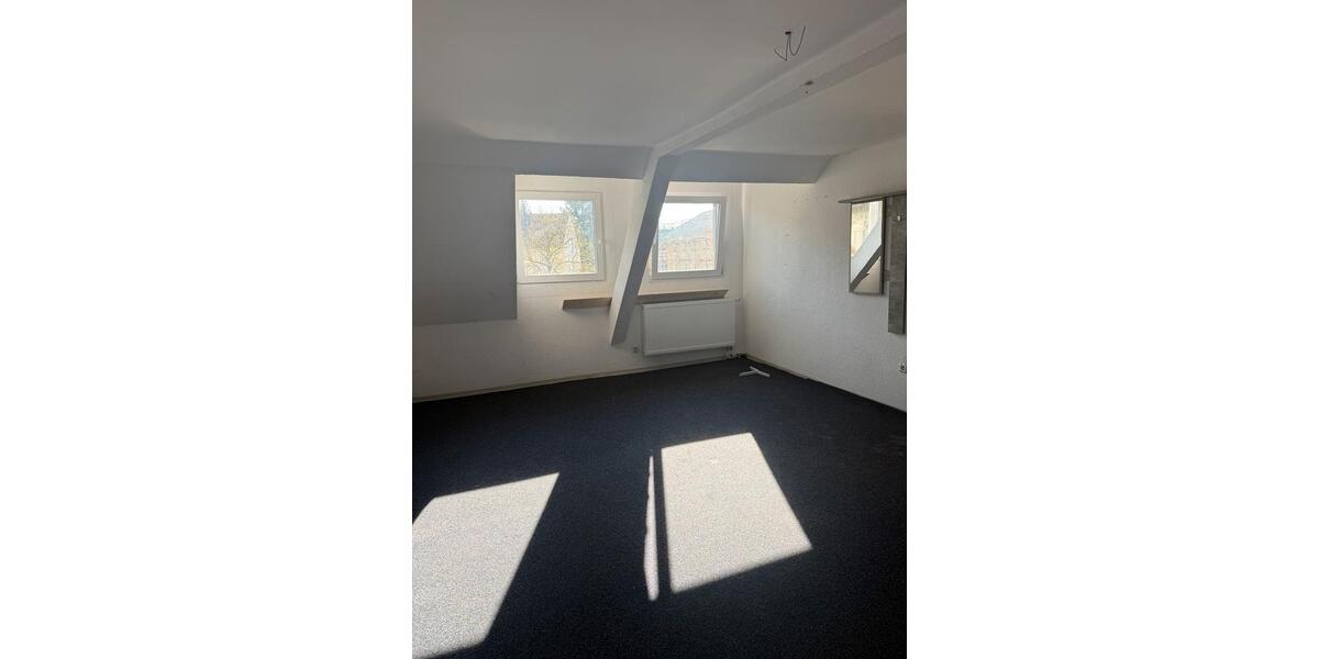 Etagenwohnung Saarbrücken West - 2 Zimmer, 70 m&sup2;, 460&euro; | Angebot:25861894