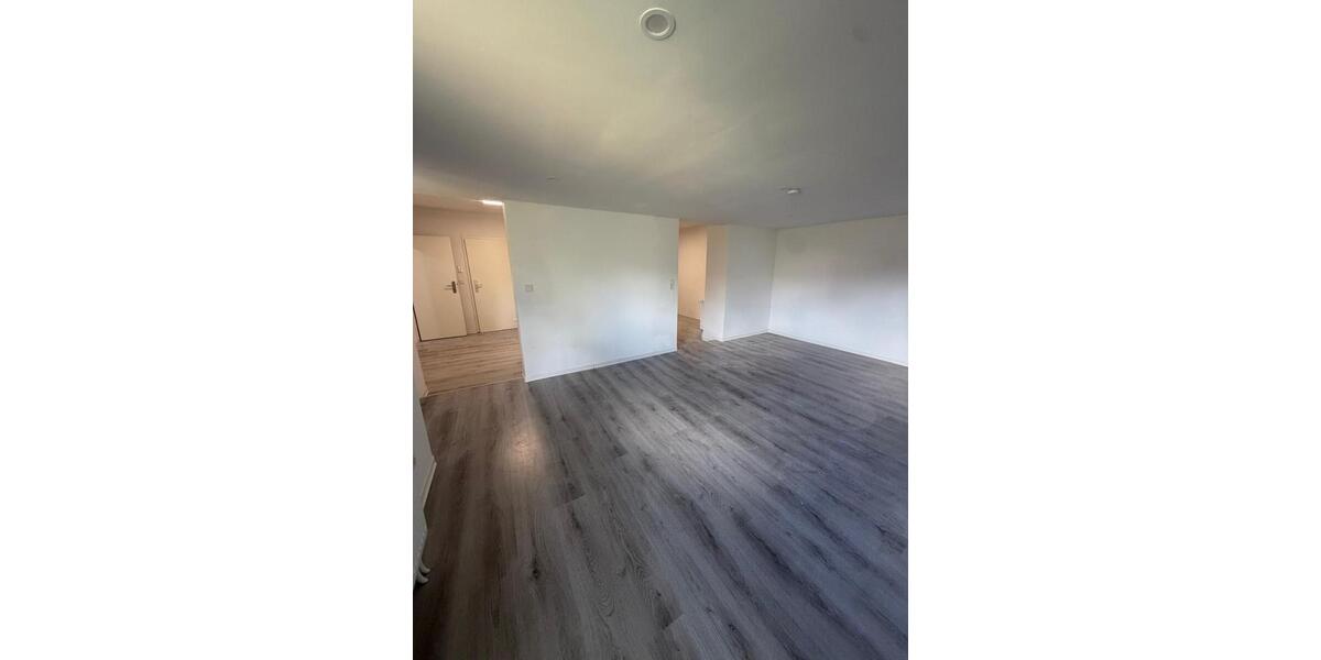 Erdgeschoßwohnung Saarbrücken Brebach-Fechingen - 3 Zimmer, 77 m&sup2;, 600&euro; | Angebot:24658518