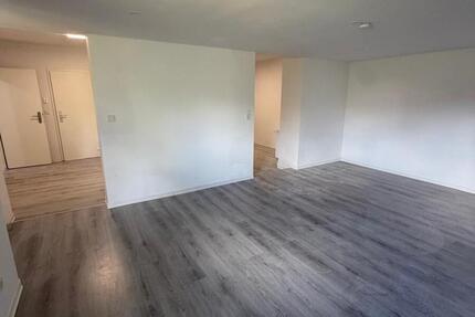Wohnung Saarbrücken Brebach-Fechingen - 3 Zimmer, 77 m&sup2;, 600&euro; | Angebot:24658518