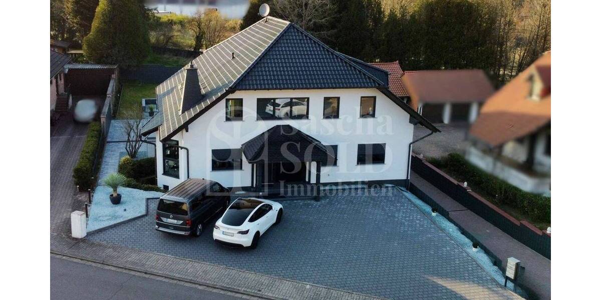 Luxus in Kirkel-Neuhäusel - Exklusives Anwesen mit 3 Wohneinheiten, Garten & Top-Ausstattung - Villa Kirkel Kirkel-Neuhäusel | Angebot:26120749