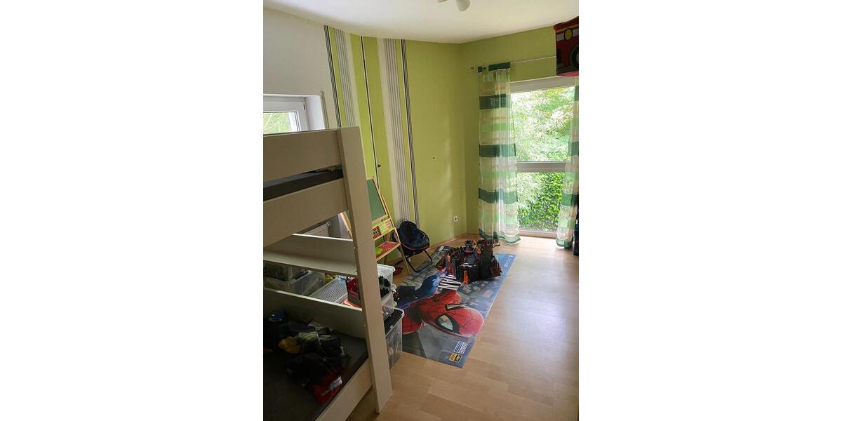 Reihenhaus Ottweiler - 3 Zimmer, 129 m&sup2;, 1.200&euro; | Angebot:24336021