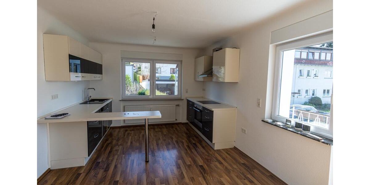 Etagenwohnung Püttlingen - 3 Zimmer, 92 m&sup2;, 700&euro; | Angebot:25900925