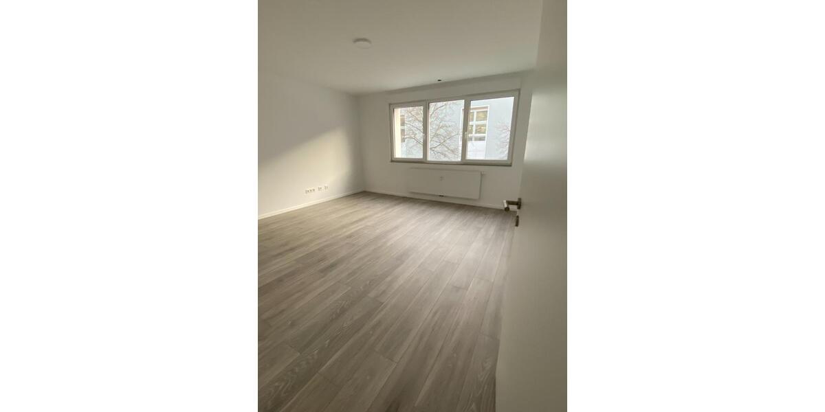 Etagenwohnung Saarbrücken Dudweiler - 3 Zimmer, 81 m&sup2;, 880&euro; | Angebot:23408607