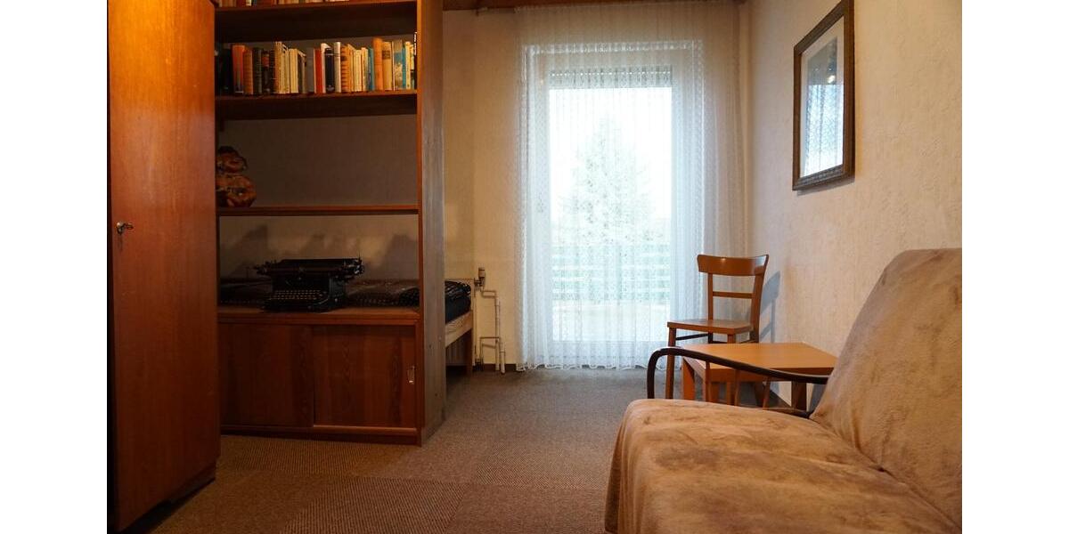 Reihenhaus Schwalbach - 7 Zimmer, 140 m&sup2;, 290.000&euro; | Angebot:25791067