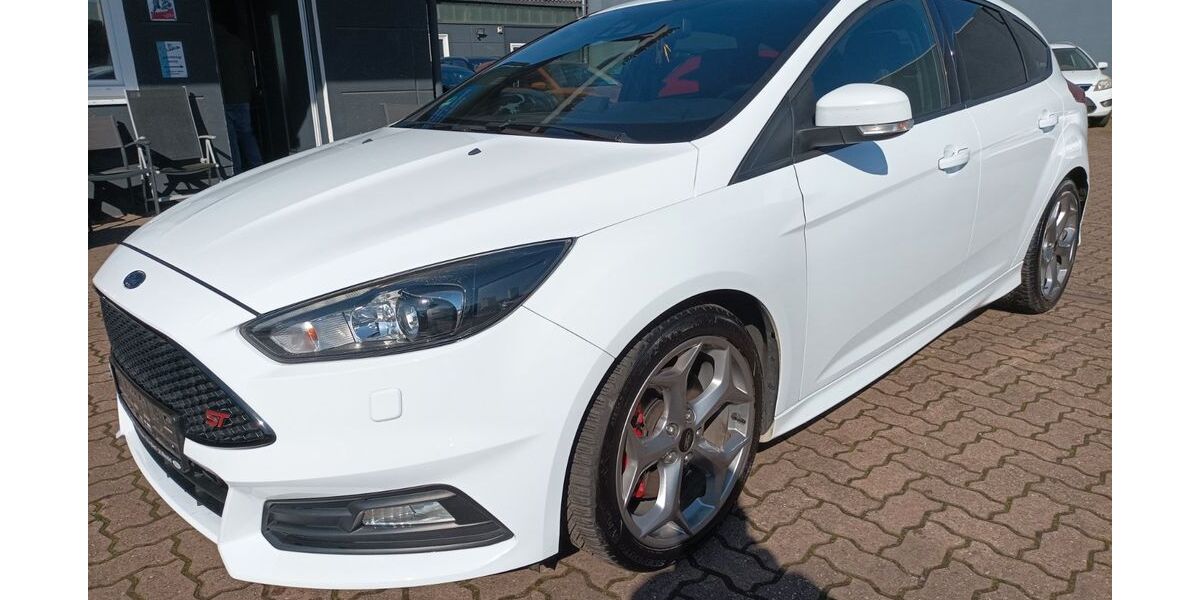 Ford Focus 228.000 km 7.990 &euro; Saarlouis 66740