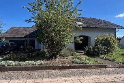 Haus Saarwellingen - 6 Zimmer, 205 m&sup2;, 369.000&euro; | Angebot:25730785