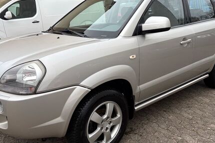 Hyundai TUCSON 140.000 km 4.500 &euro; Saarbrücken 66115