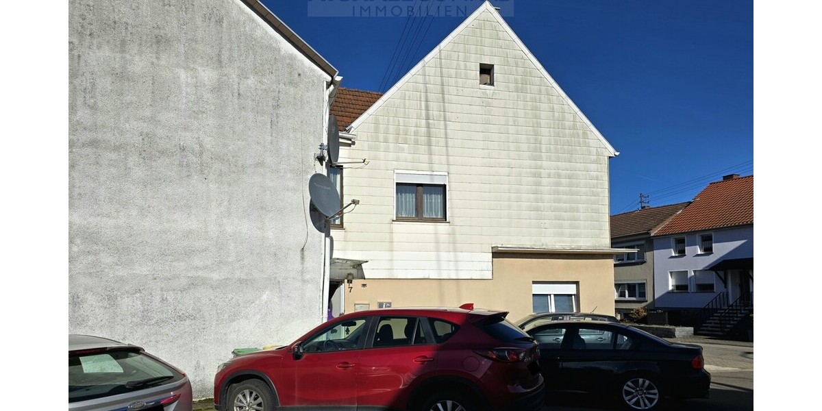 2-3 Familienhaus in Schmelz Zentrum - Zweifamilienhaus Schmelz / Bettingen Bettingen | Angebot:27010288