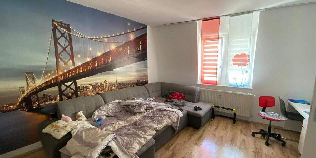 Mehrfamilienhaus, Wohnhaus Neunkirchen Innenstadt - 8 Zimmer, 215 m&sup2;, 340.000&euro; | Angebot:25682630