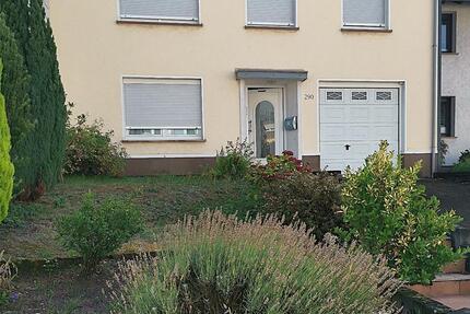 Haus Schwalbach - 7 Zimmer, 180 m&sup2;, 275.000&euro; | Angebot:27641904