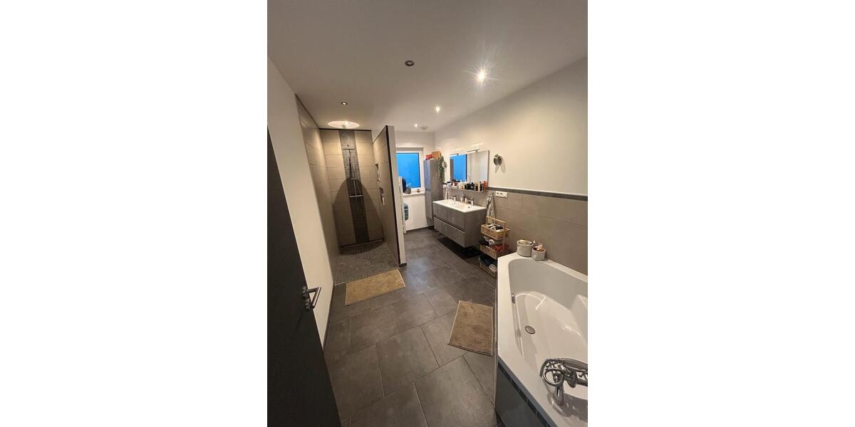 Bungalow Überherrn - 5 Zimmer, 142 m&sup2;, 389.000&euro; | Angebot:25810449