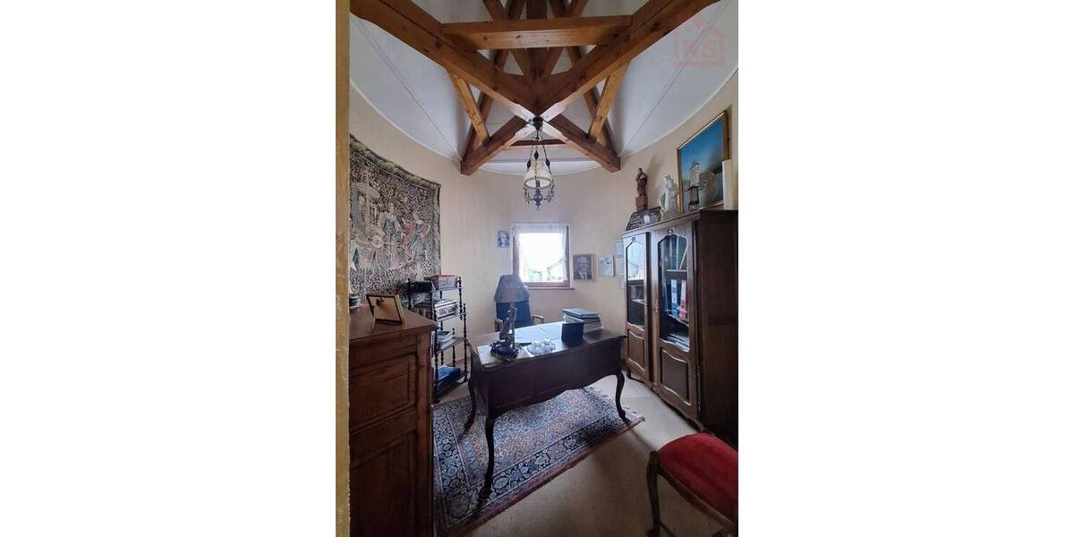 Einfamilienhaus Saarlouis Lisdorf - 8 Zimmer, 200 m&sup2;, 299.000&euro; | Angebot:25731396