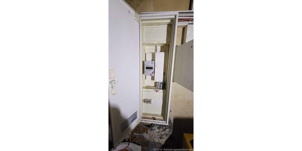 Reihenmittelhaus Völklingen Stadtmitte - 4 Zimmer, 91 m&sup2;, 45.000&euro; | Angebot:25670561