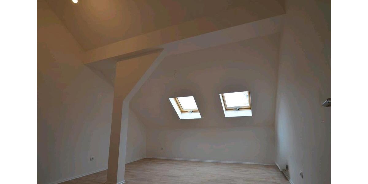 Einfamilienhaus Überherrn - 8 Zimmer, 165 m&sup2;, 390.000&euro; | Angebot:25148585