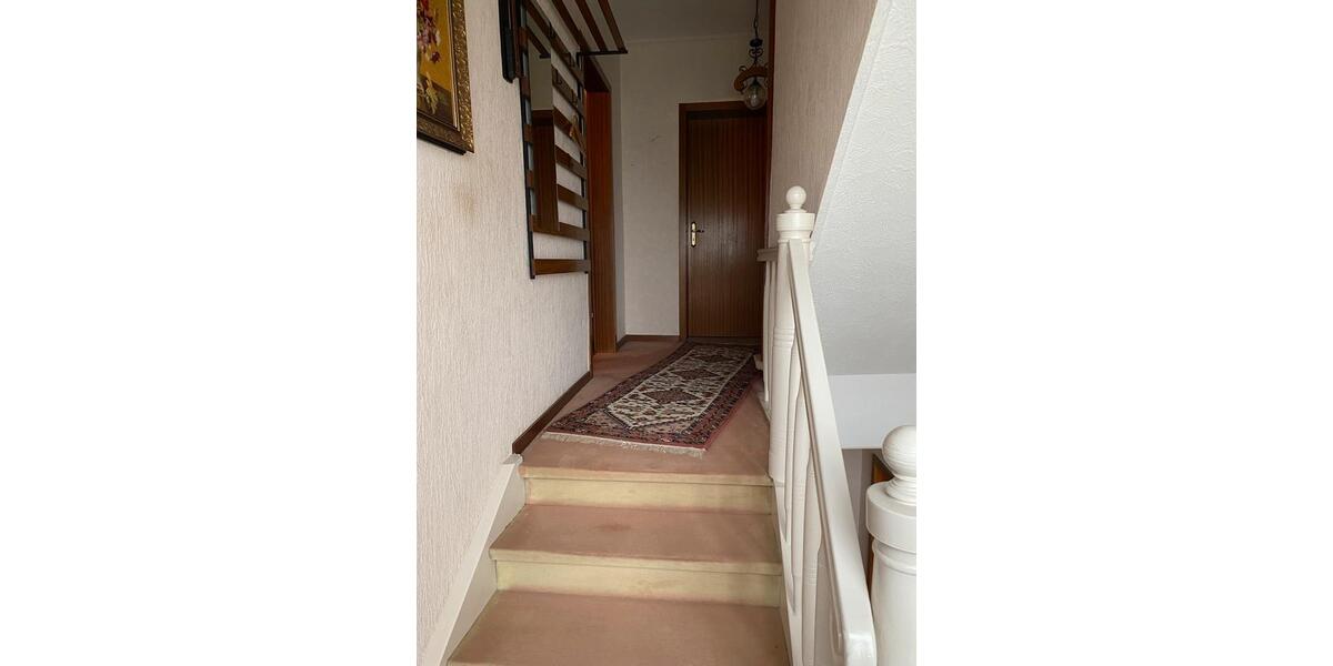 Etagenwohnung Heusweiler - 4 Zimmer, 160 m&sup2;, 1.200&euro; | Angebot:26049460