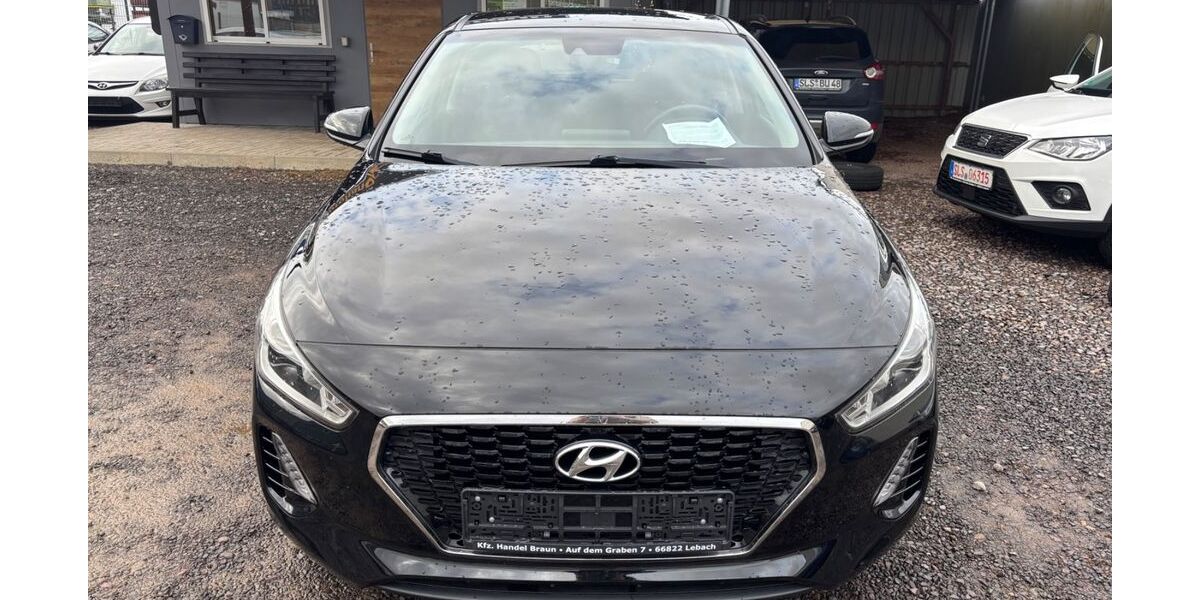 Hyundai i30 94.200 km 10.490 &euro; Lebach 66822