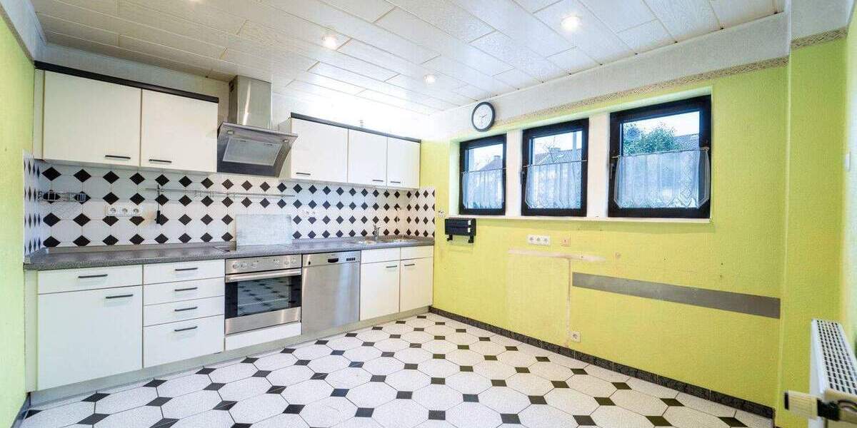 Reihenmittelhaus Saarlouis - 4 Zimmer, 110 m&sup2;, 279.000&euro; | Angebot:25737359