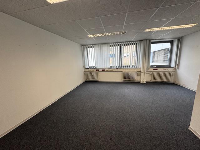 Gewerbeobjekt Saarbrücken Neue Bremm - 1.960&euro; | Angebot:23885900