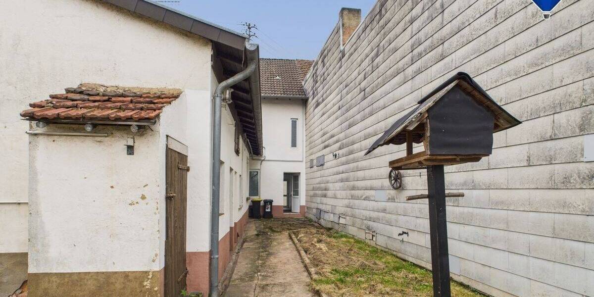 Reihenmittelhaus Saarlouis / Roden Roden - 5 Zimmer, 120 m&sup2;, 199.000&euro; | Angebot:25769945