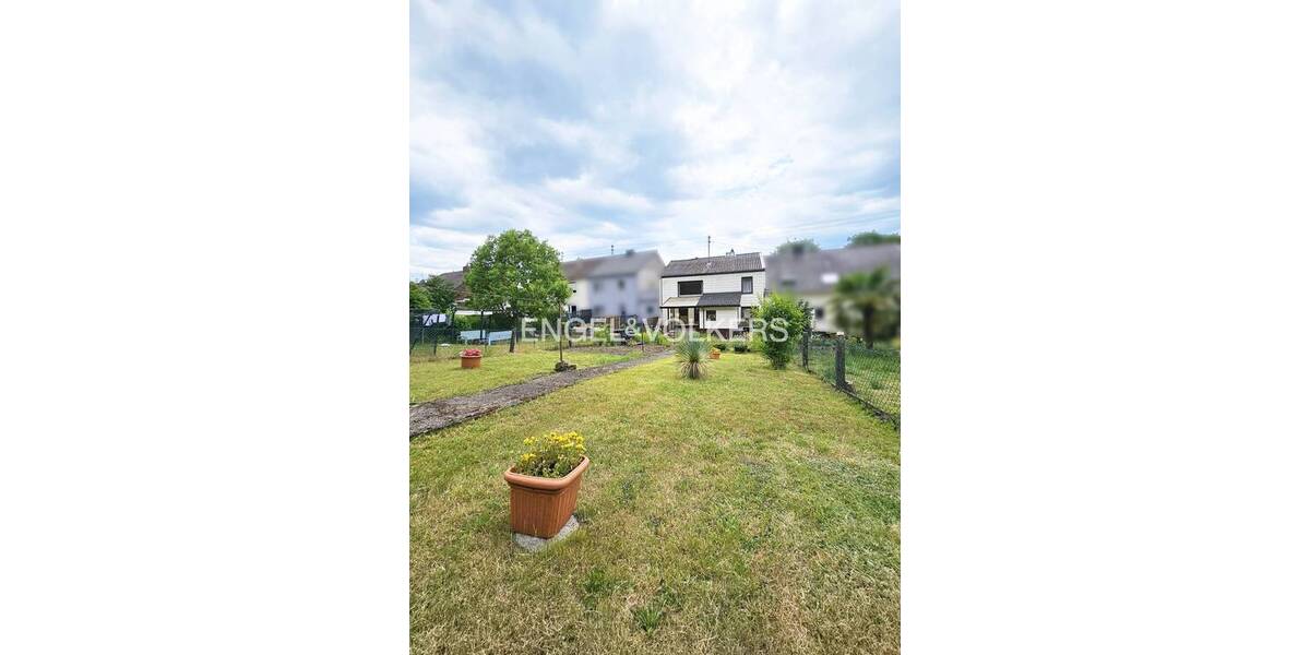 Mehrfamilienhaus, Wohnhaus Wadgassen-Differten Differten - 6 Zimmer, 160 m&sup2;, 169.000&euro; | Angebot:26695321