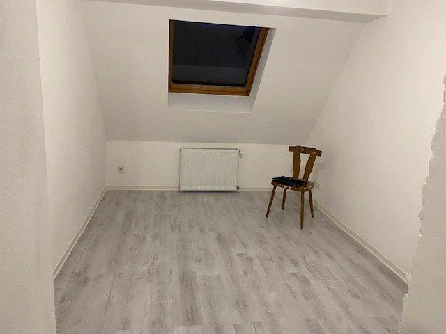 Dachgeschoßwohnung Illingen - 2 Zimmer, 45 m&sup2;, 500&euro; | Angebot:26619285