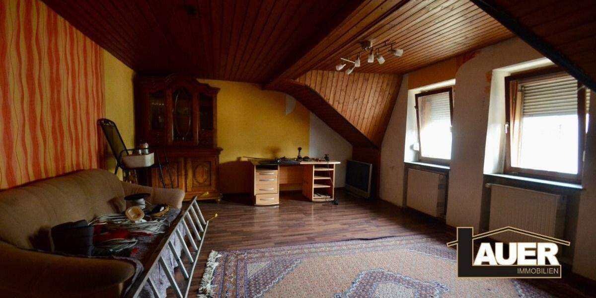 Einfamilienhaus Völklingen Wehrden - 5 Zimmer, 110 m&sup2;, 125.000&euro; | Angebot:25770156