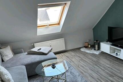 Wohnung Schwalbach - 2 Zimmer, 60 m&sup2;, 450&euro; | Angebot:25954756