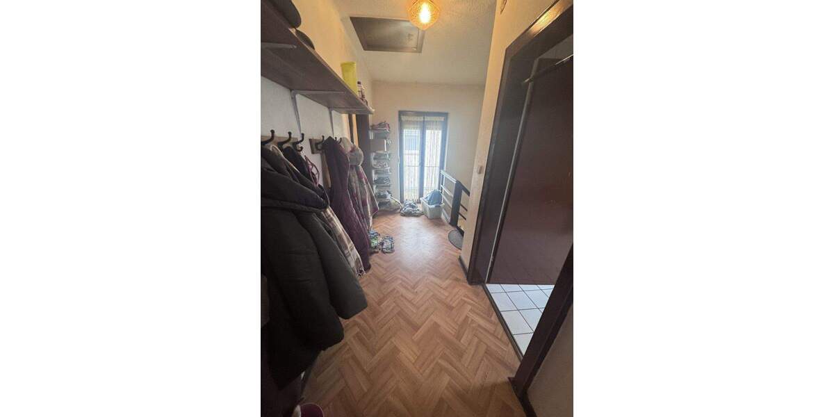 Einfamilienhaus Blieskastel - 6 Zimmer, 97 m&sup2;, 55.000&euro; | Angebot:25705118