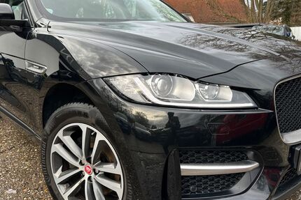 Jaguar F-Pace 125.600 km 17.900 &euro; Ensdorf 66806