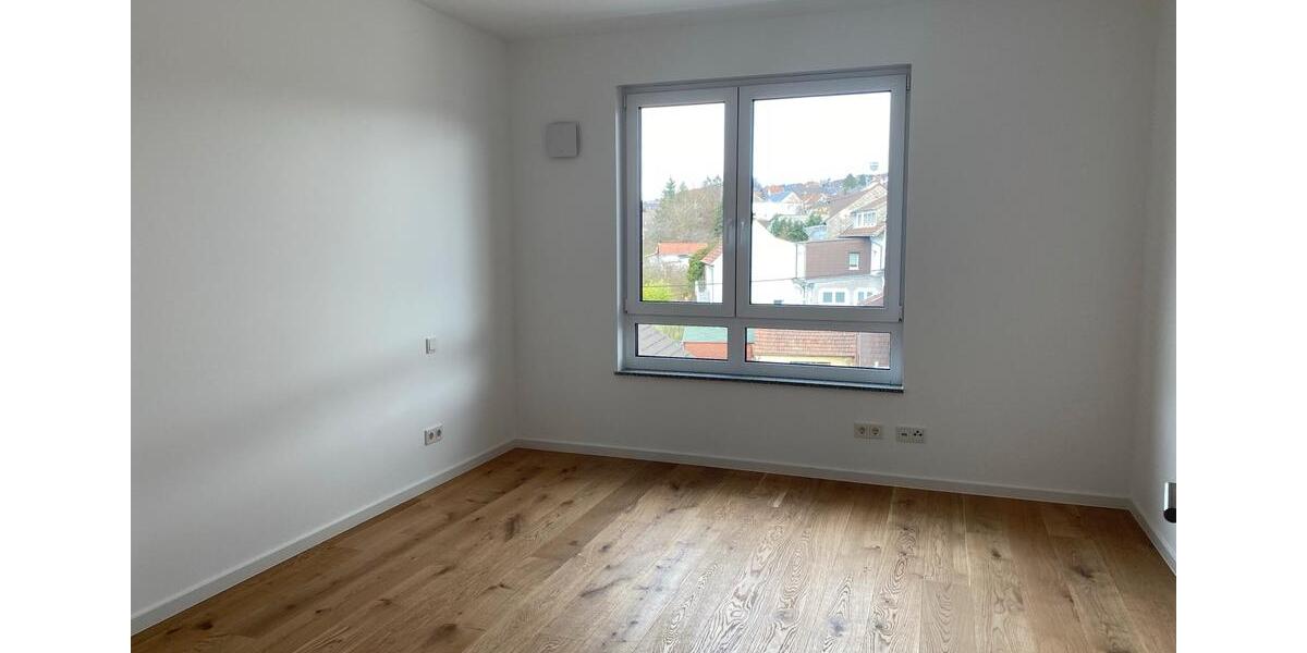 Einfamilienhaus Heusweiler - 3 Zimmer, 88 m&sup2;, 1.350&euro; | Angebot:26579925