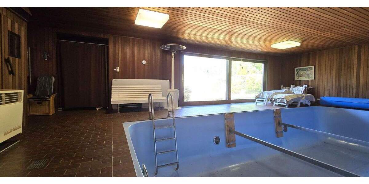 Bungalow Kirkel Limbach - 7 Zimmer, 244 m&sup2;, 790.000&euro; | Angebot:25773299