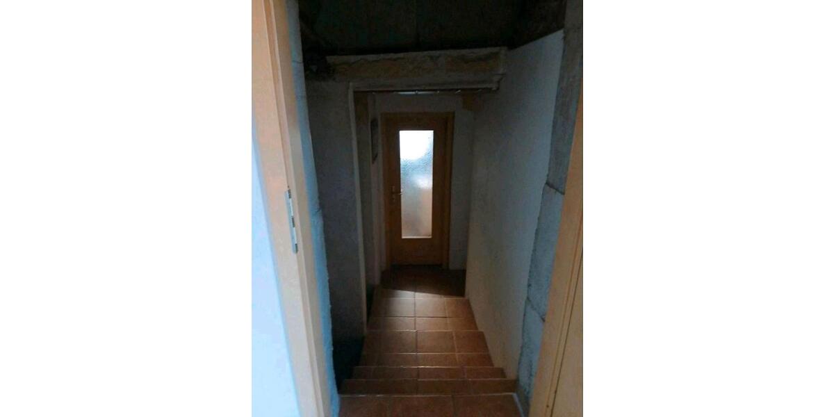 Einfamilienhaus Schiffweiler - 7 Zimmer, 180 m&sup2;, 310.000&euro; | Angebot:26522720