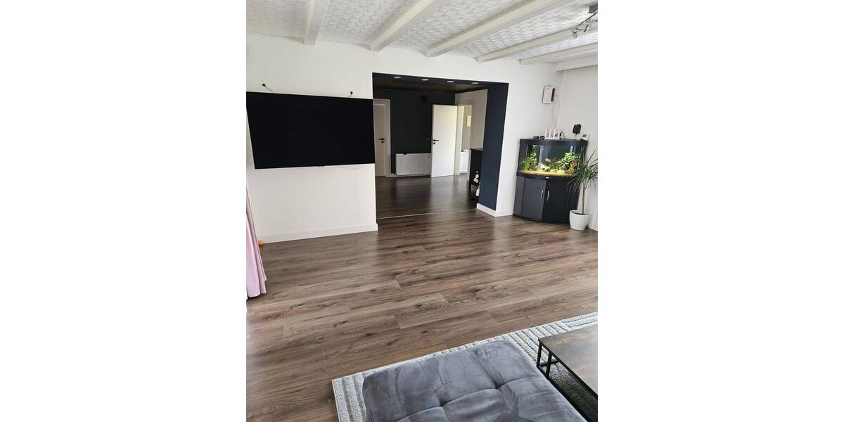 Einfamilienhaus Eppelborn - 7 Zimmer, 140 m&sup2;, 275.000&euro; | Angebot:25971204
