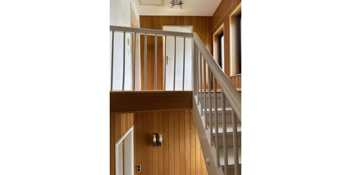 Einfamilienhaus Saarbrücken Alt-Saarbrücken - 6 Zimmer, 200 m&sup2;, 475.000&euro; | Angebot:25730153