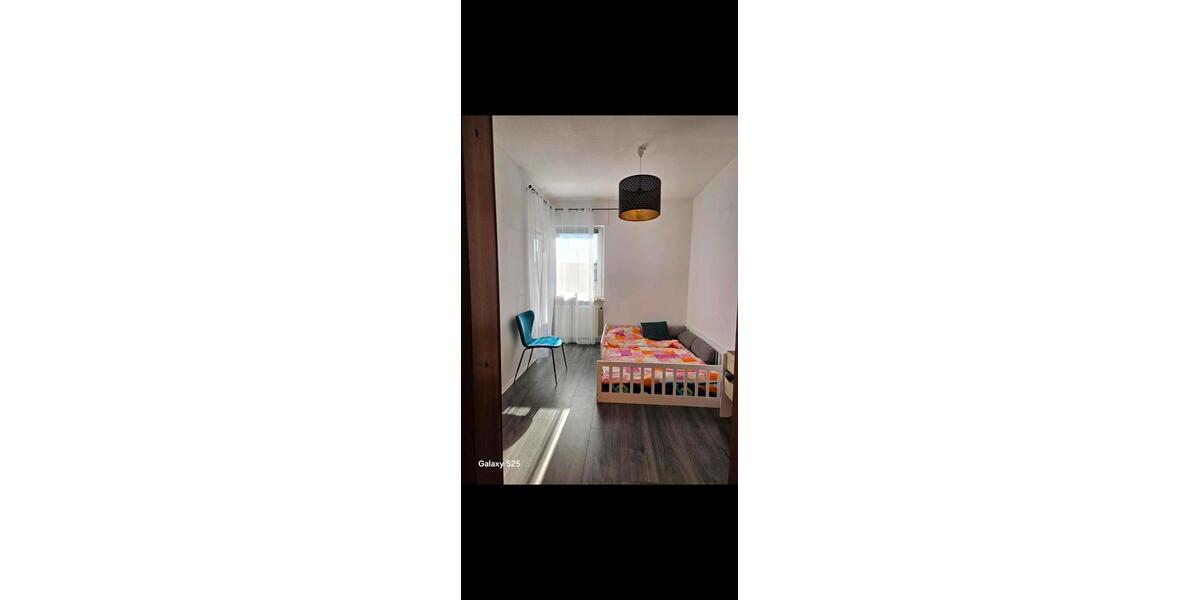 Dachgeschoßwohnung Saarbrücken Neue Bremm - 4 Zimmer, 86 m&sup2;, 263.000&euro; | Angebot:27204612