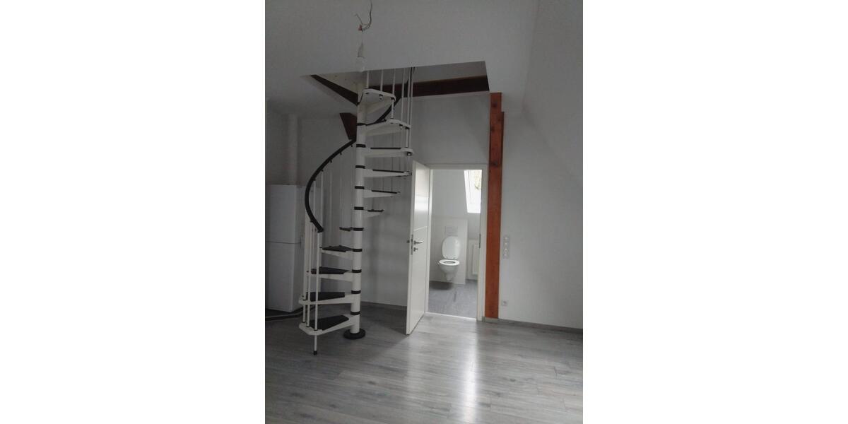 Dachgeschoßwohnung Zweibrücken - 3 Zimmer, 68 m&sup2;, 700&euro; | Angebot:24806707