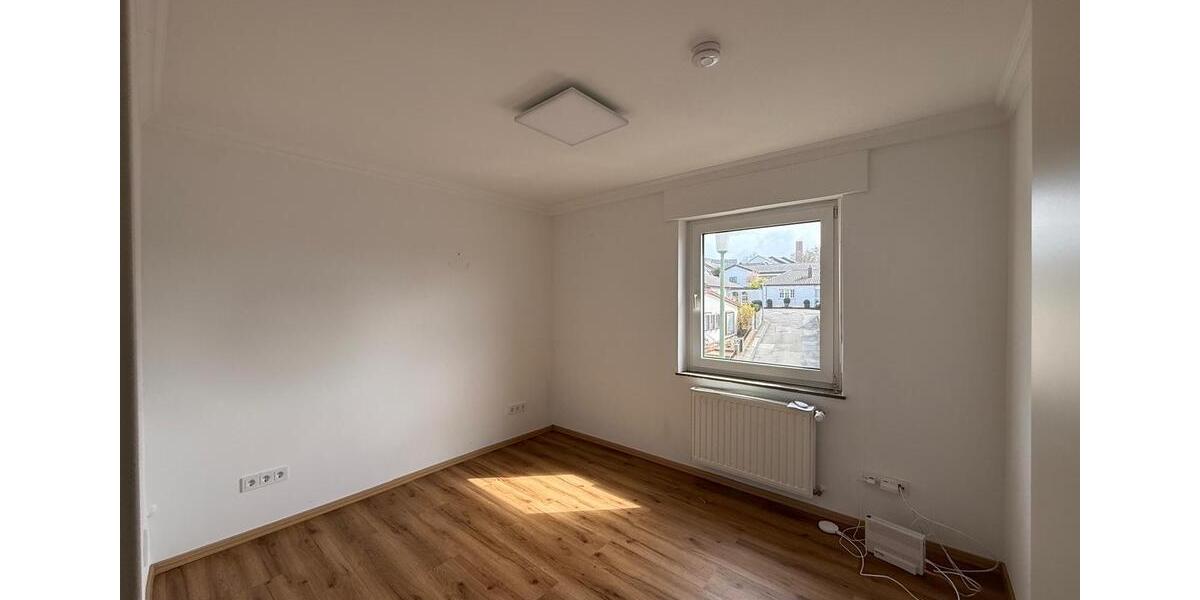 Etagenwohnung Zweibrücken - 3 Zimmer, 85 m&sup2;, 775&euro; | Angebot:25982070