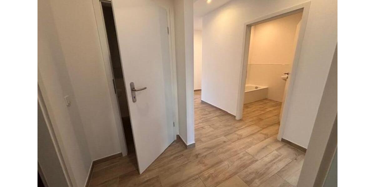 Erdgeschoßwohnung Sankt Ingbert - 3.5 Zimmer, 103 m&sup2;, 825&euro; | Angebot:25942085