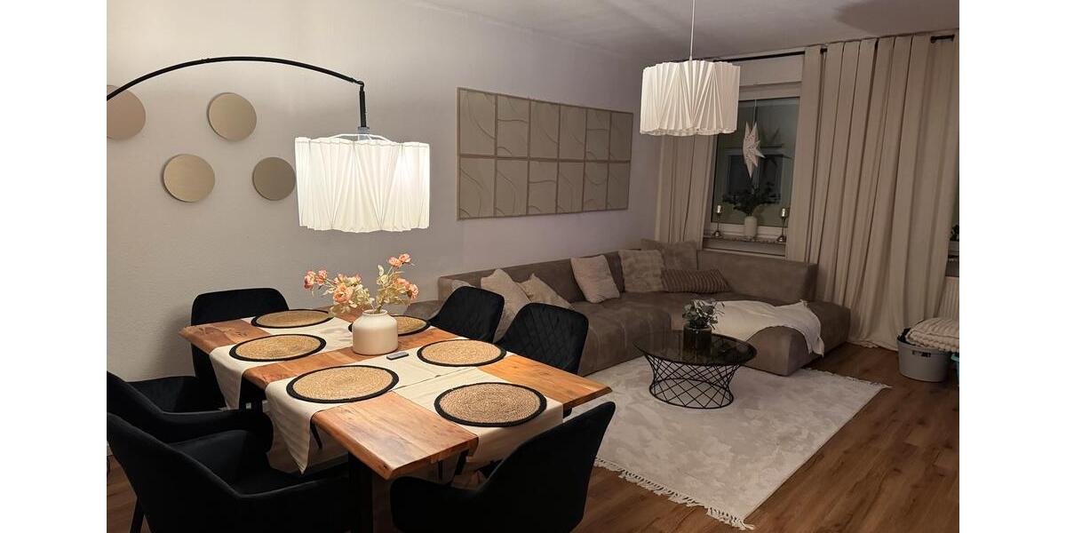 Etagenwohnung Saarbrücken - 2 Zimmer, 80 m&sup2;, 900&euro; | Angebot:25916352