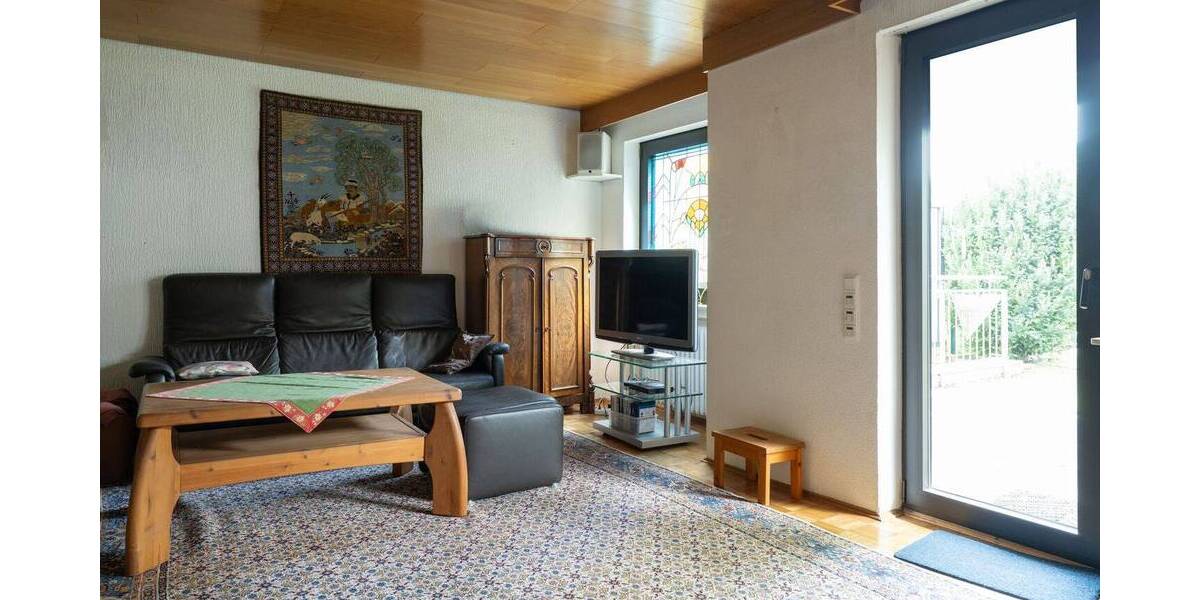 Einfamilienhaus Saarbrücken Malstatt - 7 Zimmer, 134 m&sup2;, 349.000&euro; | Angebot:26741535