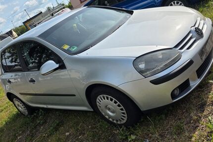 VW Golf 202.000 km 2.500 &euro; Beckingen 66701