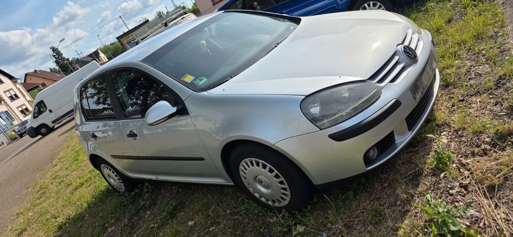 VW Golf 202.000 km 2.500 &euro; Beckingen 66701