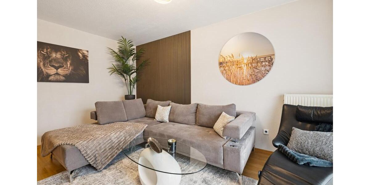 Hochparterre Homburg - 2 Zimmer, 54 m&sup2;, 1.680&euro; | Angebot:25415244