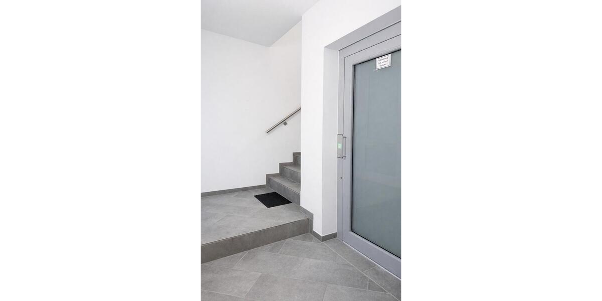 Dachgeschoßwohnung Sankt Ingbert - 2 Zimmer, 71 m&sup2;, 790&euro; | Angebot:25904967