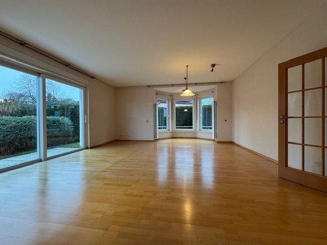 Einfamilienhaus Wadgassen - 4 Zimmer, 140 m&sup2;, 475.000&euro; | Angebot:25695593