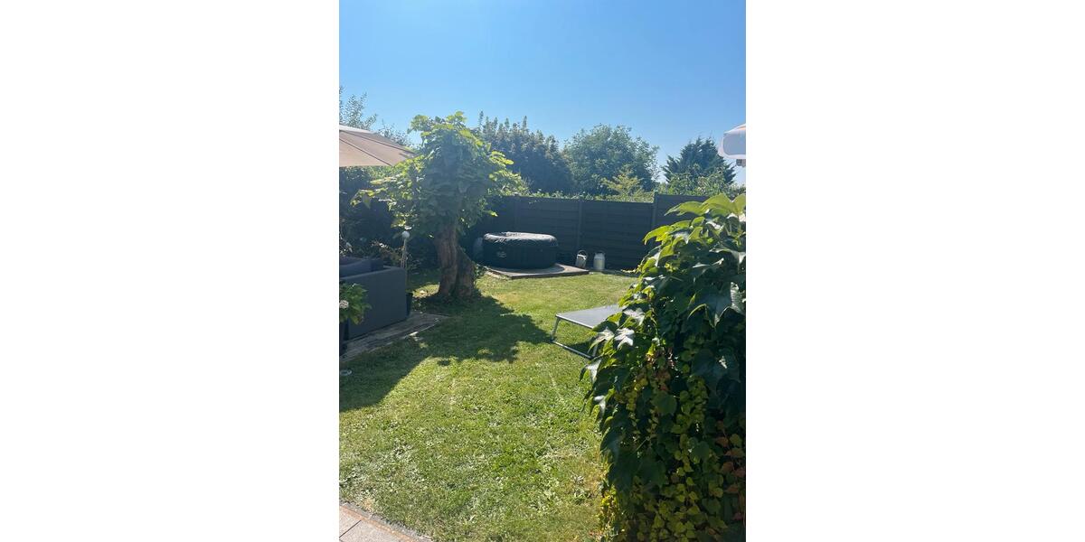 Villa Schwalbach - 8 Zimmer, 400 m&sup2;, 550.000&euro; | Angebot:26676079