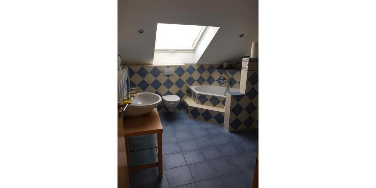 Dachgeschoßwohnung Sankt Wendel - 3.5 Zimmer, 90 m&sup2;, 850&euro; | Angebot:26613888