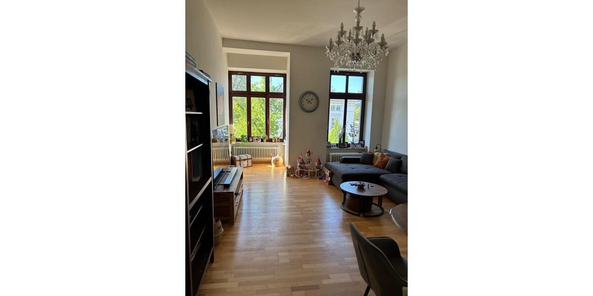 Etagenwohnung Saarbrücken Eschberg - 4 Zimmer, 120 m&sup2;, 1.120&euro; | Angebot:26561984