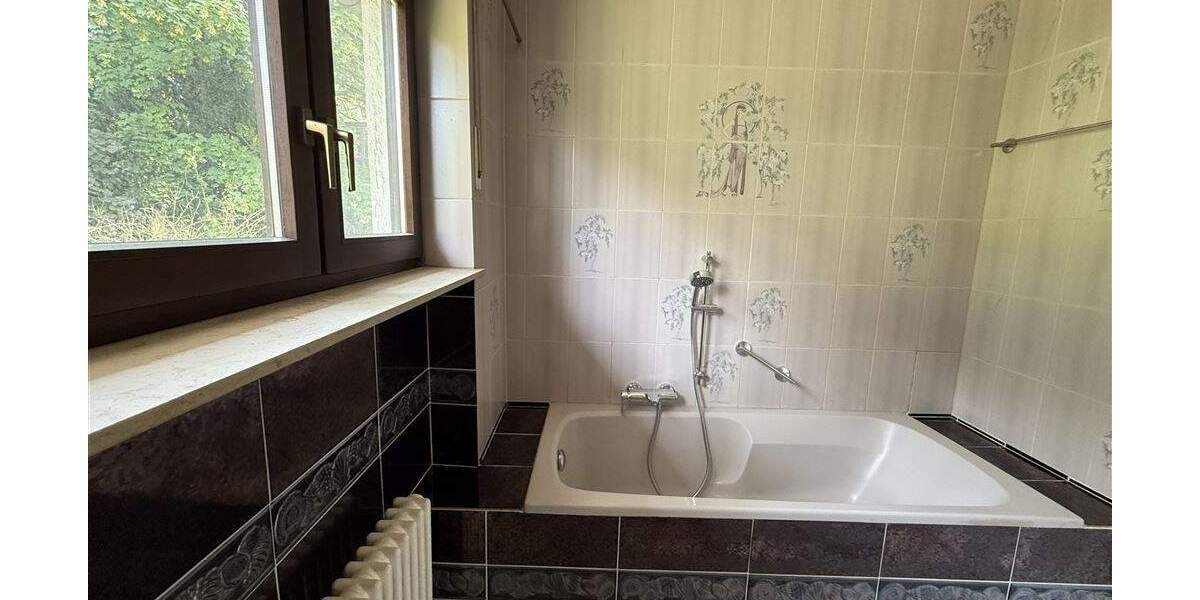 Einfamilienhaus Saarbrücken Alt-Saarbrücken - 6 Zimmer, 200 m&sup2;, 475.000&euro; | Angebot:25730153